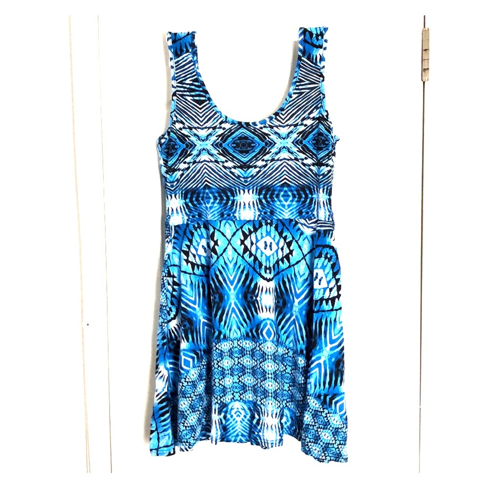 Love - above the knee  dress (Size medium)